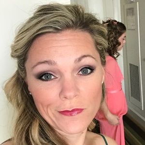 Meet your Posher, Tiffany